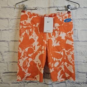 Nike Women's One Luxe Icon Clash Mid-Rise Training Bike Shorts - NWT Size S